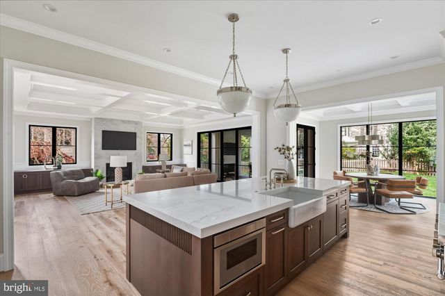 5908 CALLA DR, Mclean, VA 22101