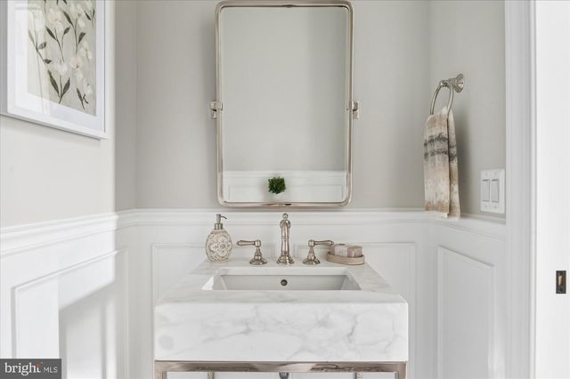 5908 CALLA DR, Mclean, VA 22101