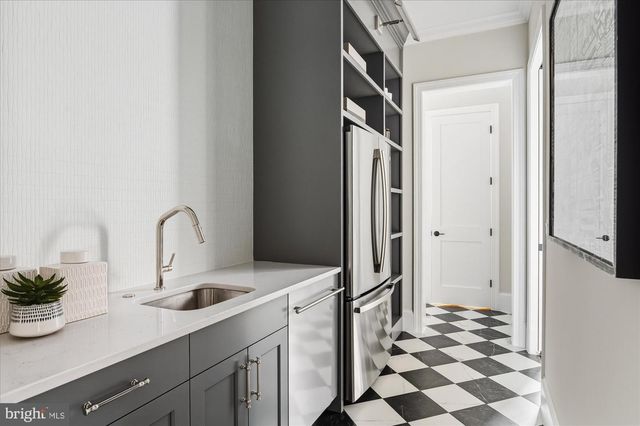 5908 CALLA DR, Mclean, VA 22101