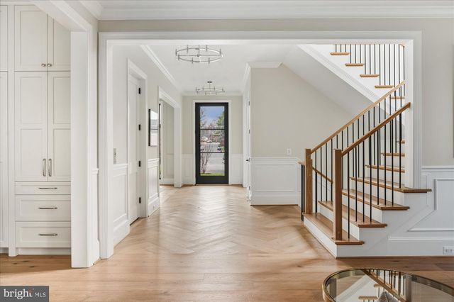 5908 CALLA DR, Mclean, VA 22101