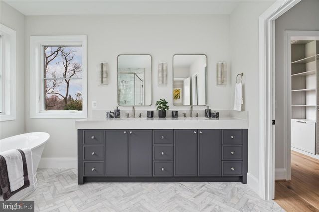 5908 CALLA DR, Mclean, VA 22101