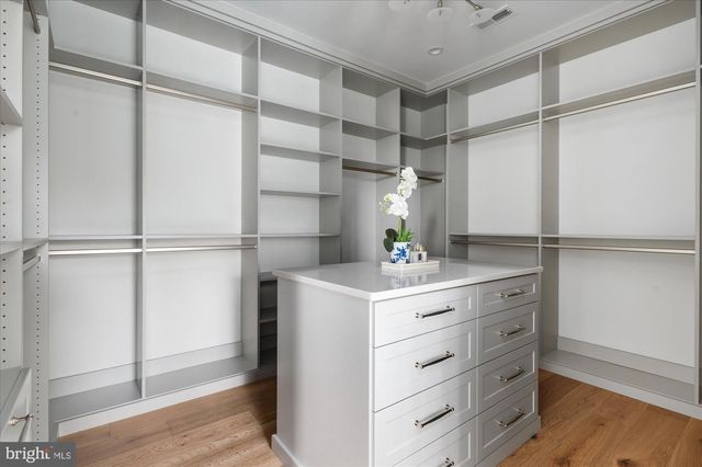 5908 CALLA DR, Mclean, VA 22101