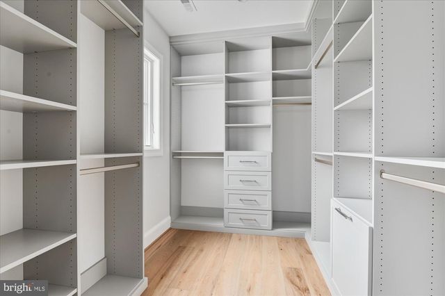 5908 CALLA DR, Mclean, VA 22101