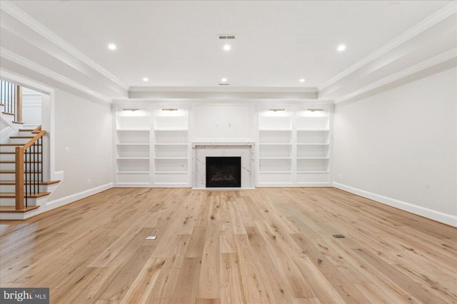 5908 CALLA DR, Mclean, VA 22101