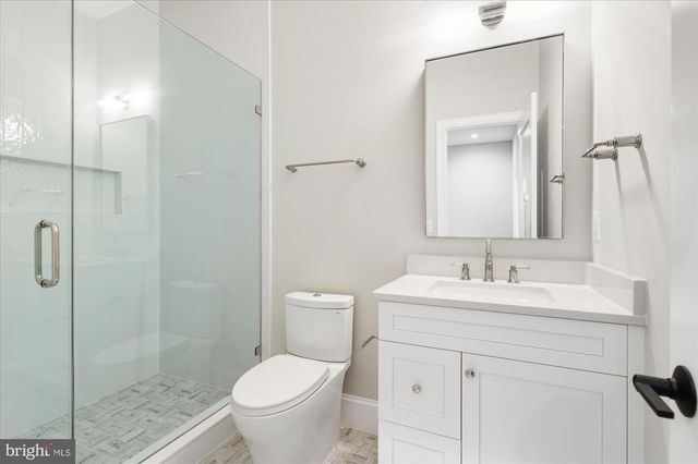 5908 CALLA DR, Mclean, VA 22101