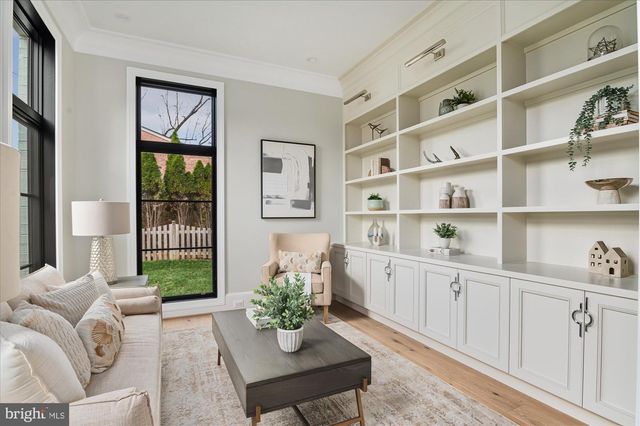 5908 CALLA DR, Mclean, VA 22101