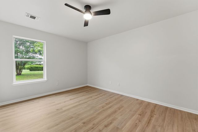 180 Woodard Lane, Bruceville, TX 76630