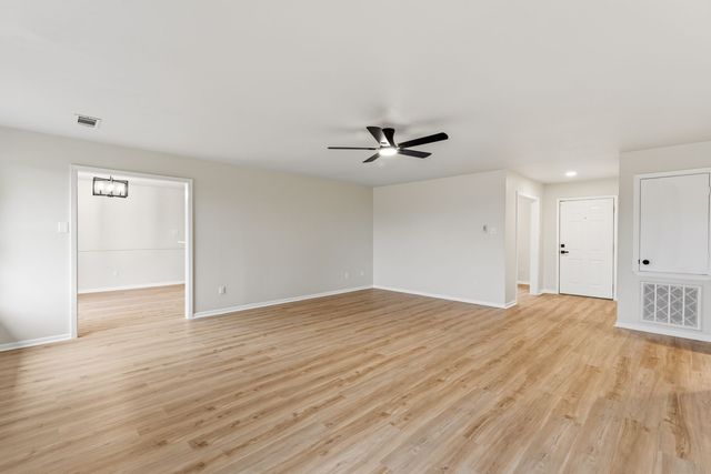180 Woodard Lane, Bruceville, TX 76630