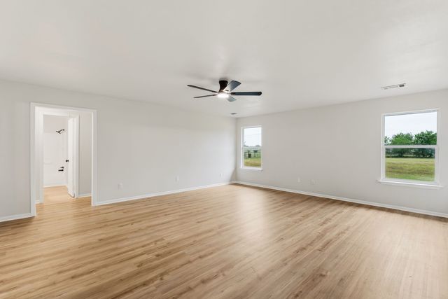 180 Woodard Lane, Bruceville, TX 76630