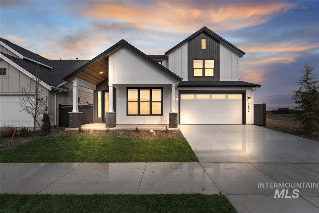 7624 W Old School St Fremont, Meridian, ID 83646