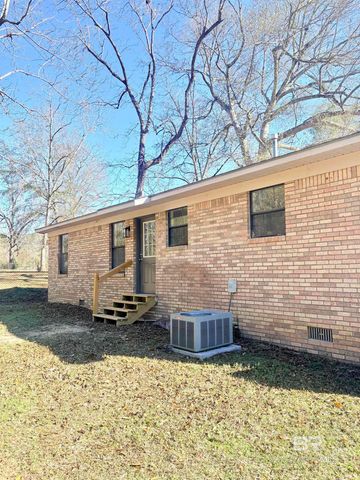 47 Fairview Street, Evergreen, AL 36401