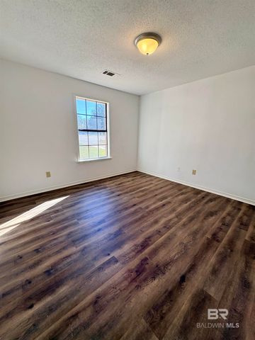 47 Fairview Street, Evergreen, AL 36401