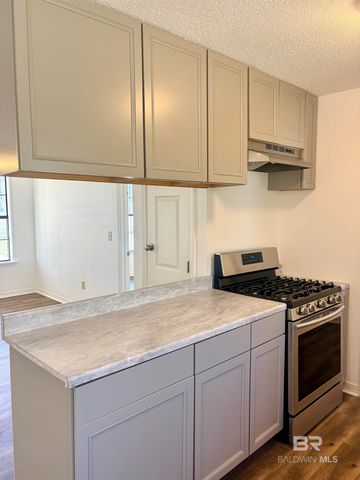 47 Fairview Street, Evergreen, AL 36401