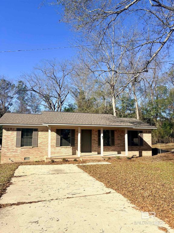 47 Fairview Street, Evergreen, AL 36401