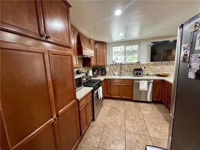 3062 W Teranimar, Anaheim, CA 92804