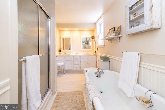 1047 COWPATH RD, Hatfield, PA 19440
