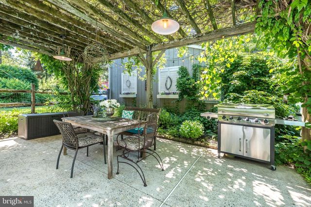 1047 COWPATH RD, Hatfield, PA 19440