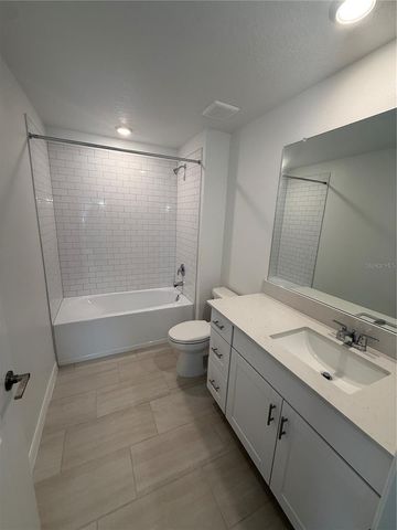 32985 TWIN FLOWER AVE, Wesley Chapel, FL 33545
