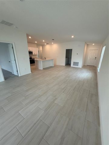 32985 TWIN FLOWER AVE, Wesley Chapel, FL 33545