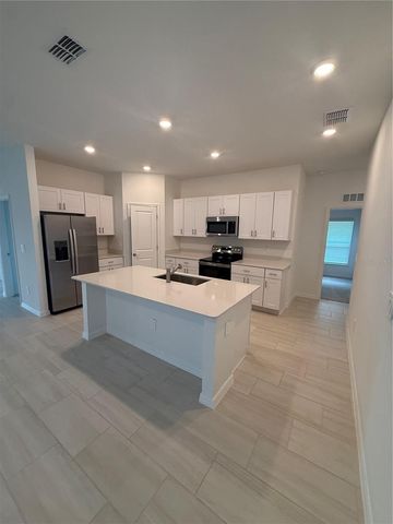 32985 TWIN FLOWER AVE, Wesley Chapel, FL 33545
