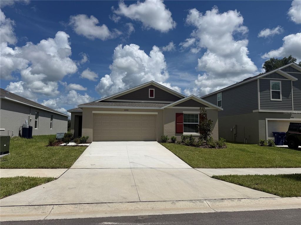 32985 TWIN FLOWER AVE, Wesley Chapel, FL 33545
