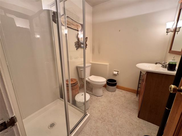 1209 WILKINS Road, Erie, PA 16505