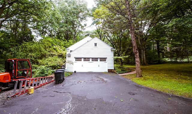 1209 WILKINS Road, Erie, PA 16505