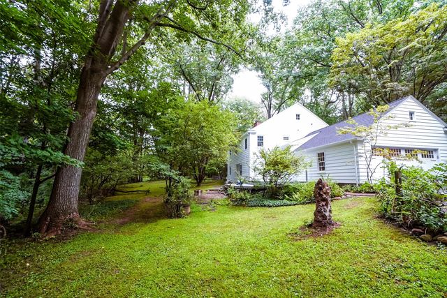 1209 WILKINS Road, Erie, PA 16505