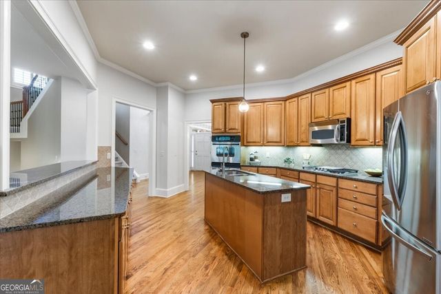 525 Big Bend Trail, Sugar Hill, GA 30518