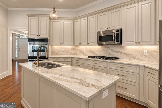 525 Big Bend Trail, Sugar Hill, GA 30518
