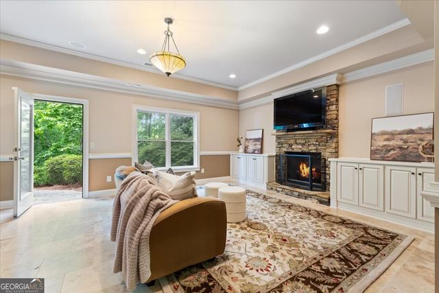 525 Big Bend Trail, Sugar Hill, GA 30518