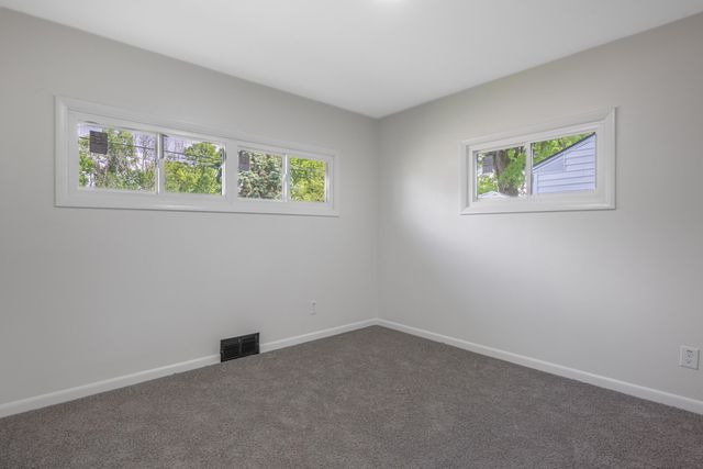812 S Walnut Street 812 S Walnut Street, Urbana, OH 43078