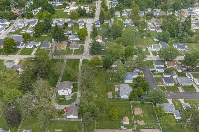 812 S Walnut Street 812 S Walnut Street, Urbana, OH 43078