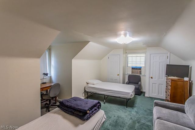 455 Redondo Road, Youngstown, OH 44504
