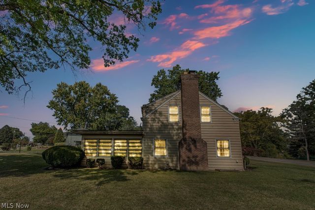 455 Redondo Road, Youngstown, OH 44504