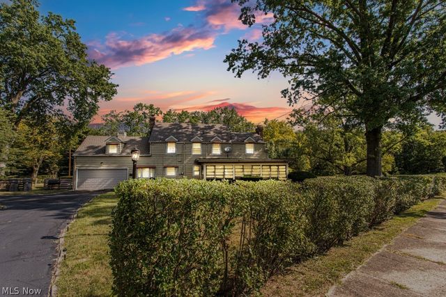 455 Redondo Road, Youngstown, OH 44504