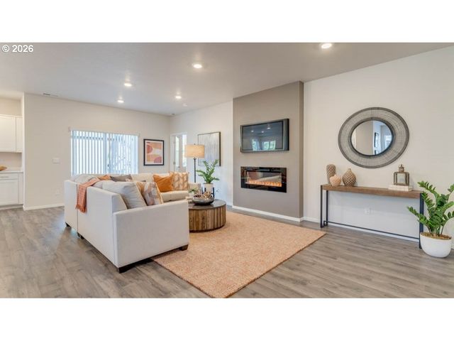 2224 Veneta Ave S, Salem, OR 97306