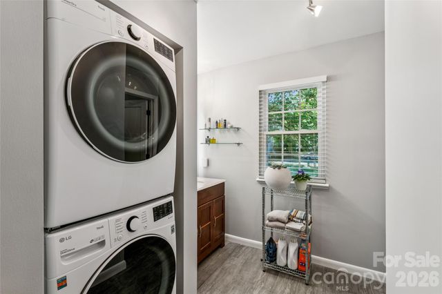 3252 Heathstead Place, Charlotte, NC 28210