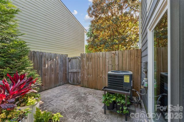 3252 Heathstead Place, Charlotte, NC 28210