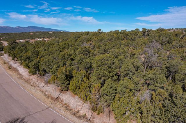 3 Blue Grama Court, Tijeras, NM 87059