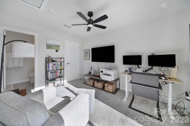 6120 Station Crossing Avenue, Charlotte, NC 28217