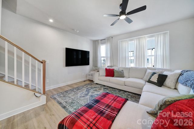 6120 Station Crossing Avenue, Charlotte, NC 28217