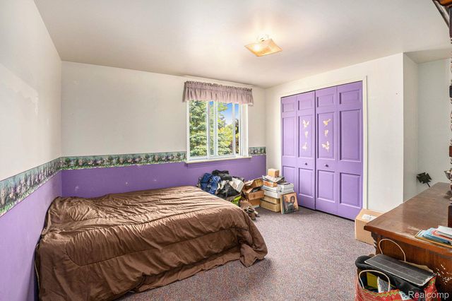 2358 Highfield Road, Waterford Charter Township, MI 48329