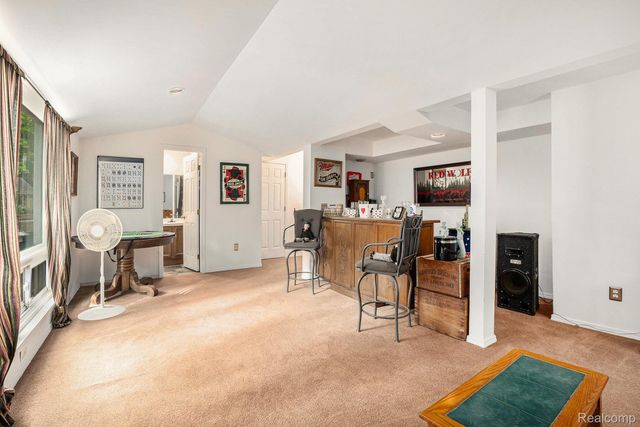 2358 Highfield Road, Waterford Charter Township, MI 48329