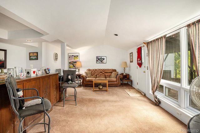 2358 Highfield Road, Waterford Charter Township, MI 48329