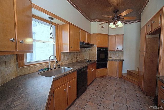 655 Prospect Avenue, Buffalo, NY 14213