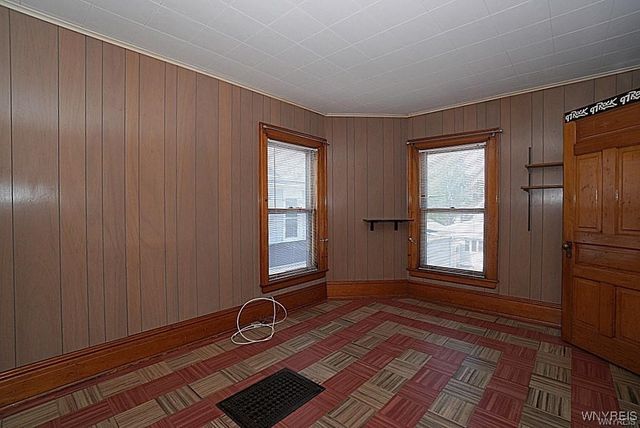 655 Prospect Avenue, Buffalo, NY 14213