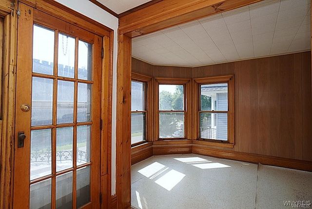 655 Prospect Avenue, Buffalo, NY 14213