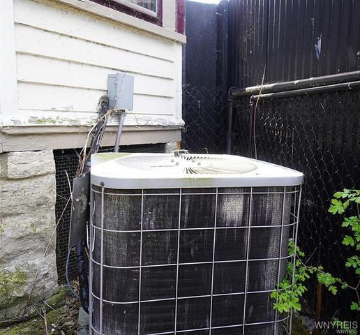 655 Prospect Avenue, Buffalo, NY 14213