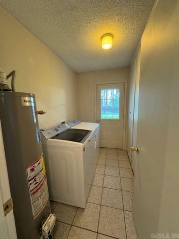 102 Meadowview Place, Monticello, AR 71655